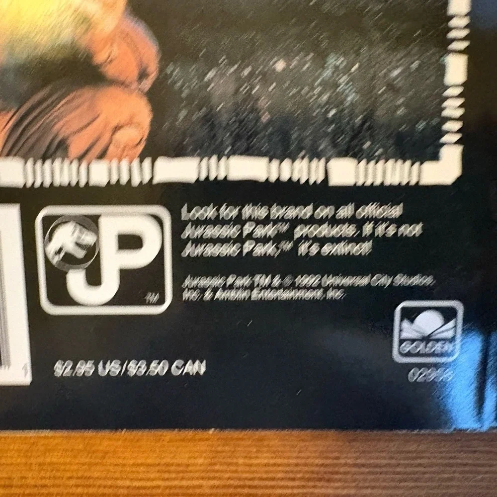 Jurassic Park Action Photos Puzzle Book & Dinosaur‎ Hunter's Guide Lot 1992